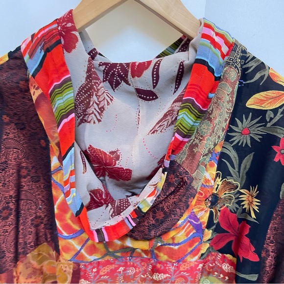 Vintage Patchwork‎ Art-to-Wear Hooded Jacket, Maximalist Chico's Travelers - Picture 13 of 14
